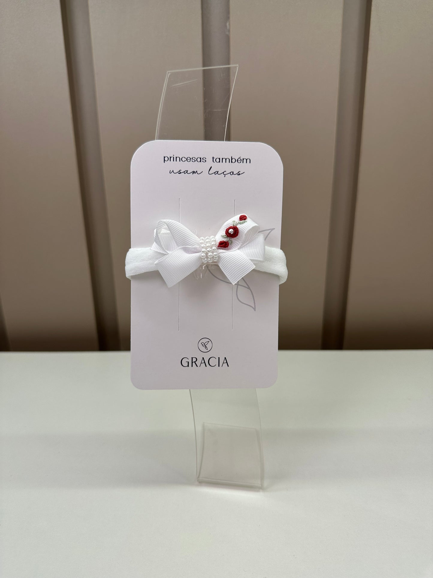 Faixa Bebê Laço Pérola Flores Bordadas Vermelhas - Roana