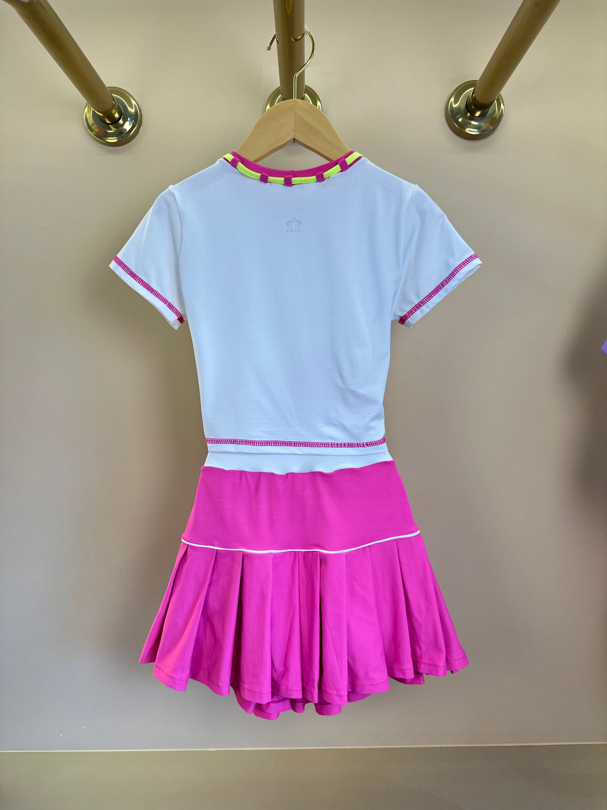 Conjunto Infantil Cropped Fernanda Dry Badminton Branca e Saia Fernanda Dry Badminton Rosa - Siri Sport
