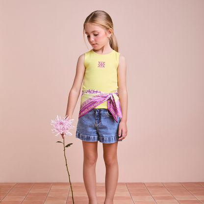 Conjunto Infantil Blusa Lenço ANM e Shorts Jeans Pingente - Animê