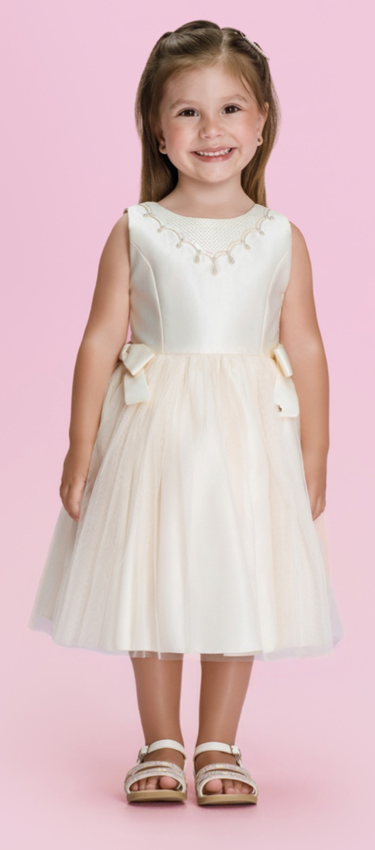 Vestido Infantil Laços Laterais Bordado e Pérolas Creme - Petit Cherie