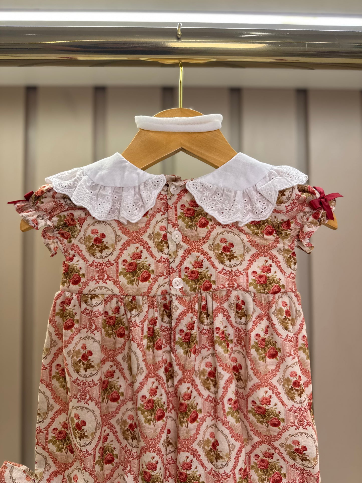 Pimpão Bebê Floral Provençal Gola Estampada - Roana
