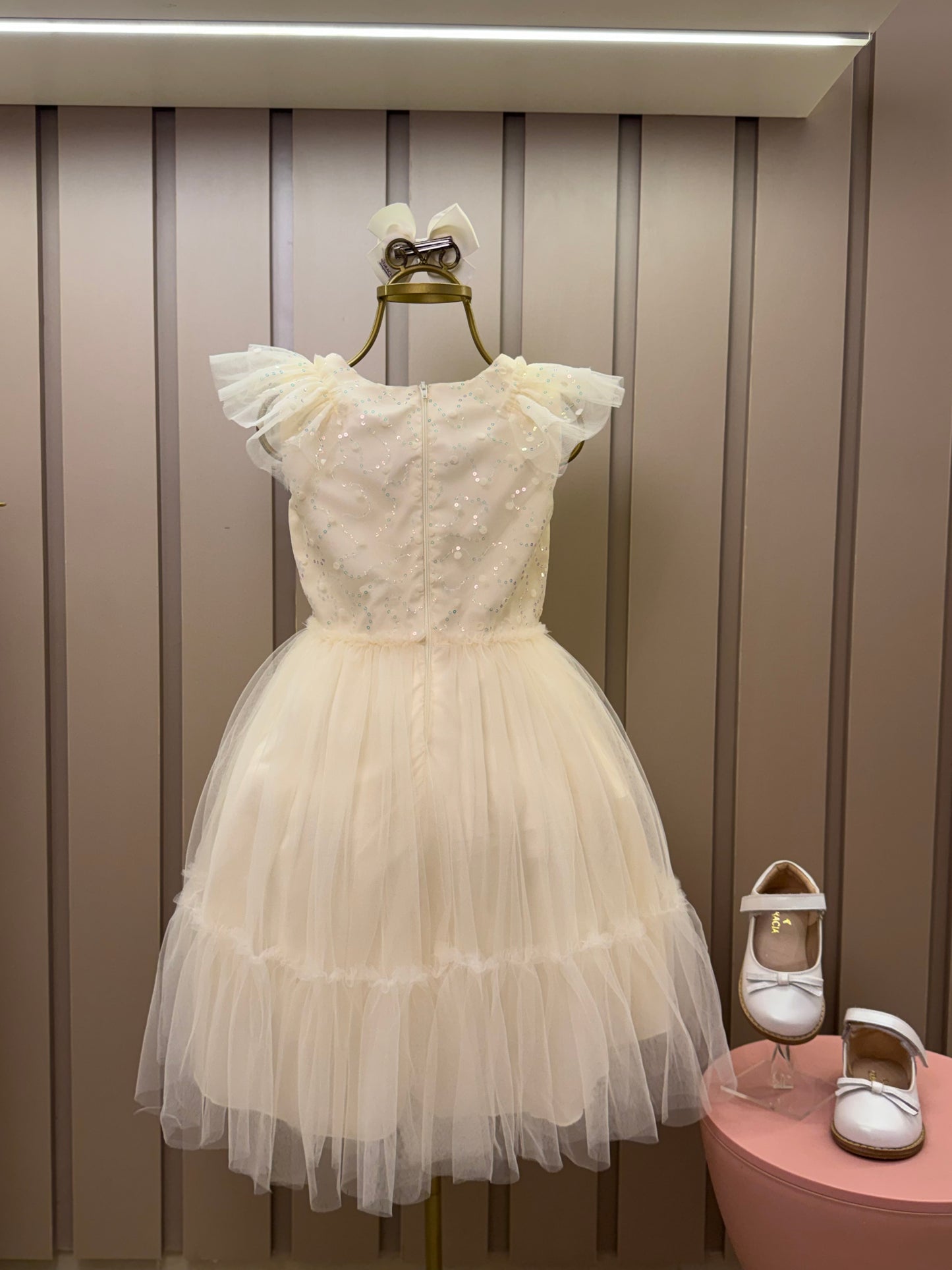 Vestido Infantil Festa Tule Bordado Flocado Busto Amarelo - Petit Cherie