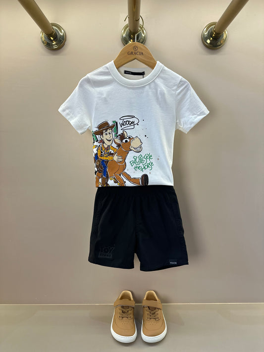 Conjunto Infantil Camiseta Toy Story  Woody e Bermuda  Moletom Preta - Youccie