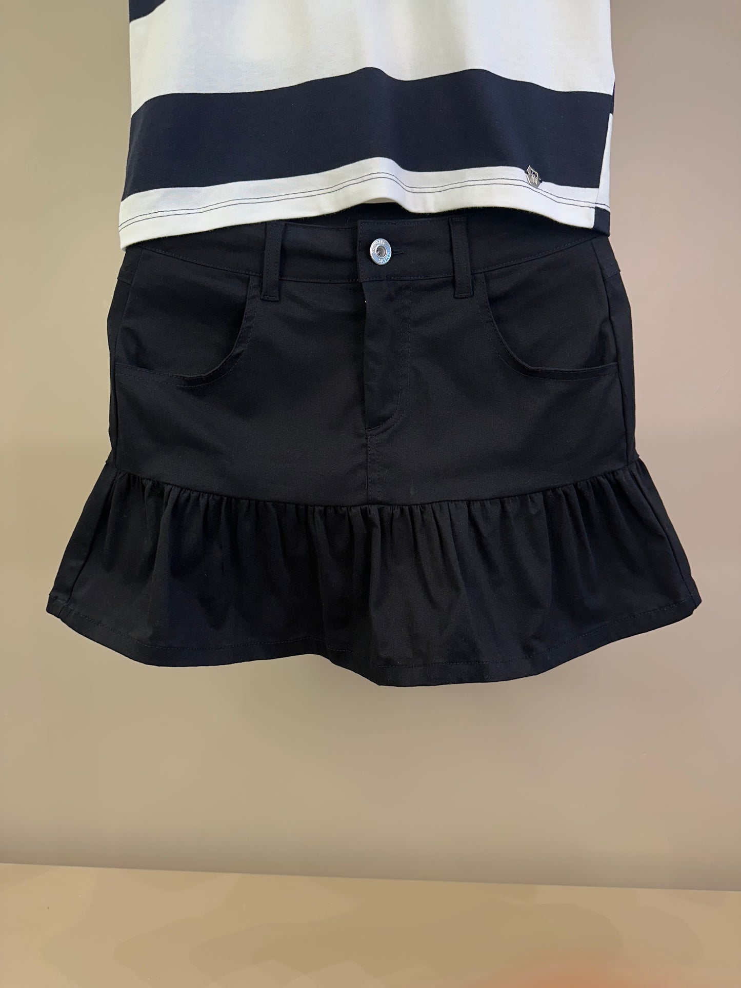Conjunto Teen Blusa Gola Polo e Saia Balonê  - Two In