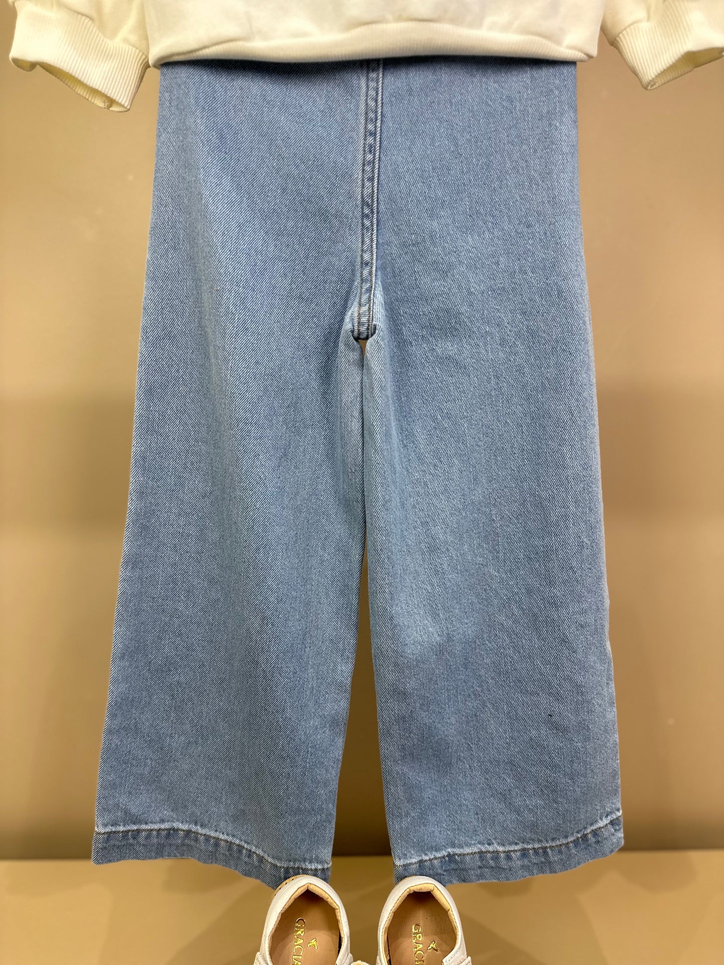 Conjunto Infantil Feminino Casaco Moletom Ursinho Pooh Pérola com Calça Jeans Bordada Flores - Momi