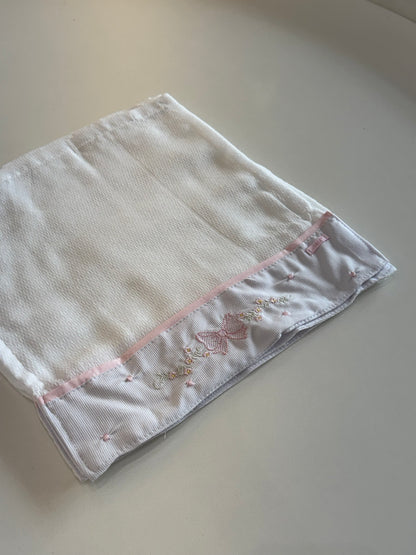Kit 3 Fraldinhas Boca Bebê Luxo Bordadas Lacinhos Rosa - Roana