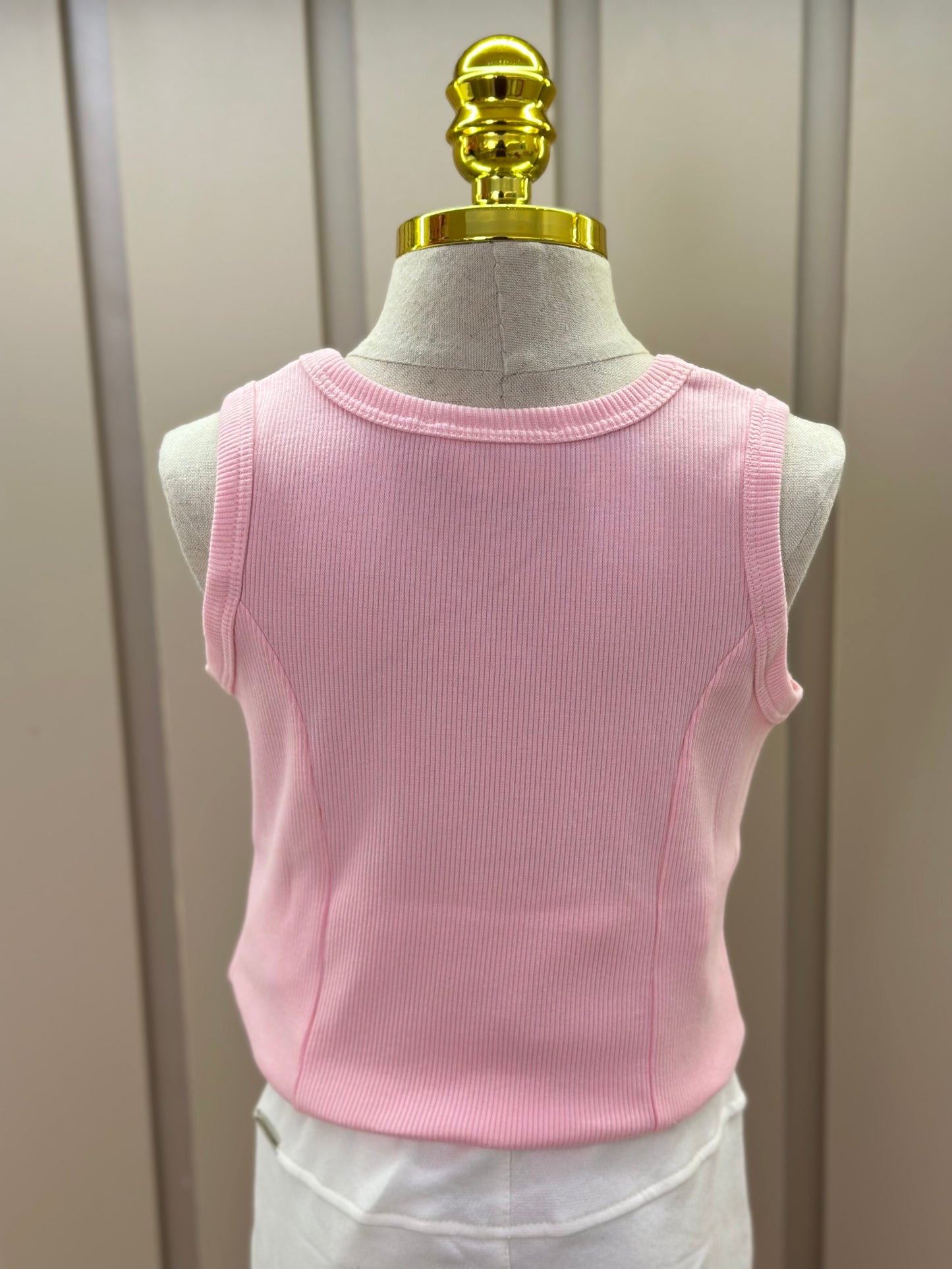 Conjunto Infantil Regata Patche Coração Barbie Rosa e Calça Moletom Jogging Patche Barbie Off White - Pituchinhus