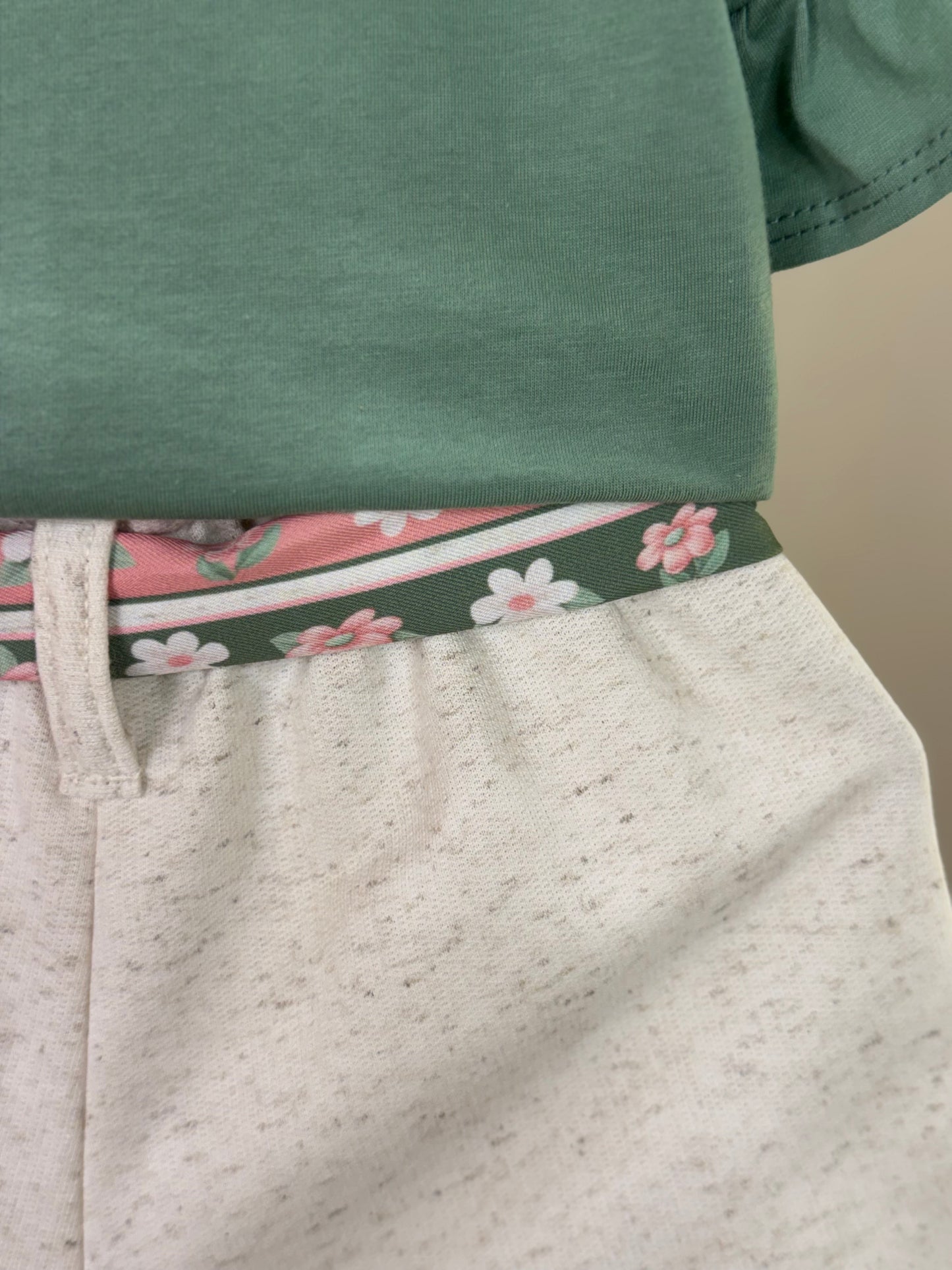 Conjunto Infantil Blusa Boxy Esquila de Lacinho e Shorts Verde Ultramarine - Infanti
