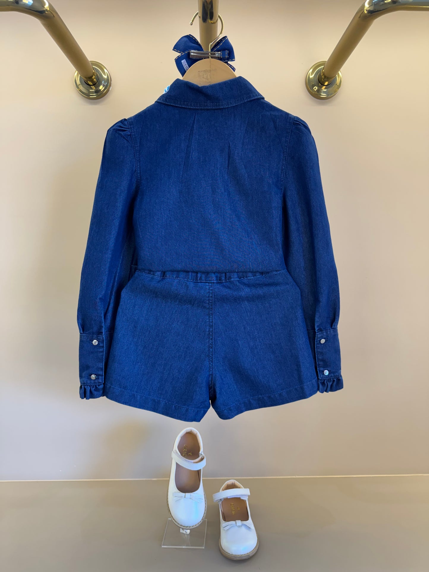 Conjunto Infantil Camisa Jeans Leve ML Gola Bordada Flores e Shorts-saia Jeans Bordada Flores - Luluzinha