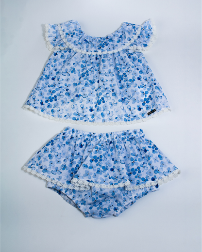 Conjunto Bebê Bata e Calcinha Fofa Babados Estampa Florzinhas Azul - Um Mais Um