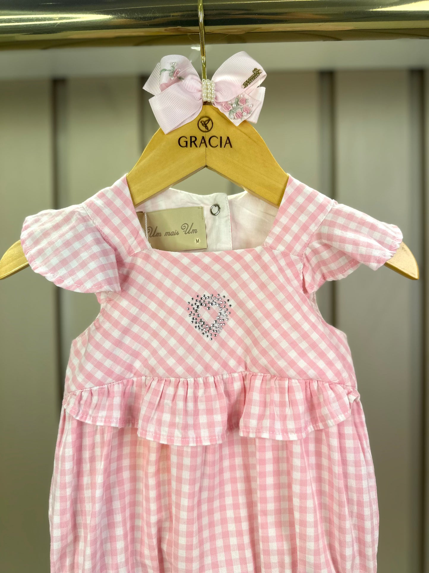 Romper Bebê Algodão Fofinho Rosa Strass - Um Mais Um