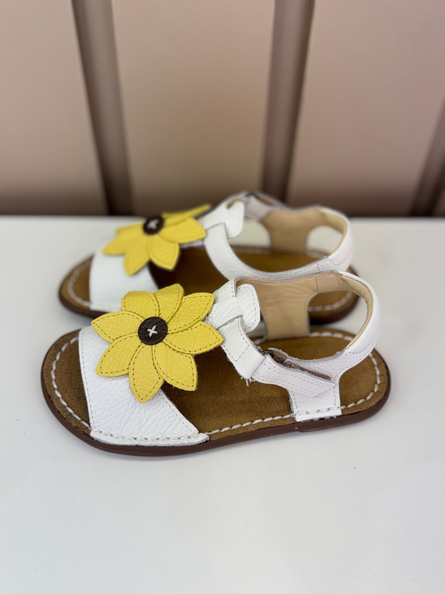 Sandália Infantil Carrossel Blanche Flor Margarida - Petit Cheval