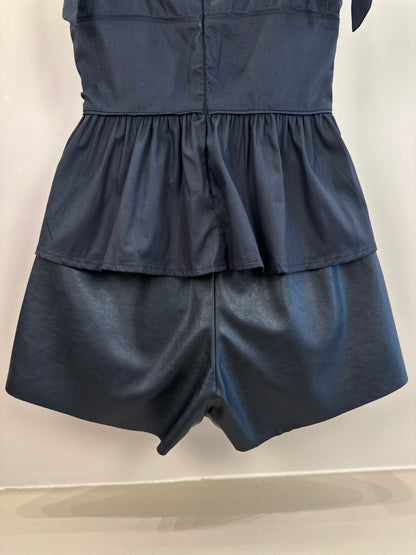Conjunto Teen Blusa Busto Franzido e Shorts Clochard Couro Tech Preto - Two In