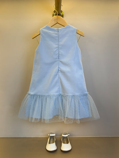 Salopete Infantil Sarja Pérolas Lacinhos e Barra Tule Azul Céu - Petit Cherie