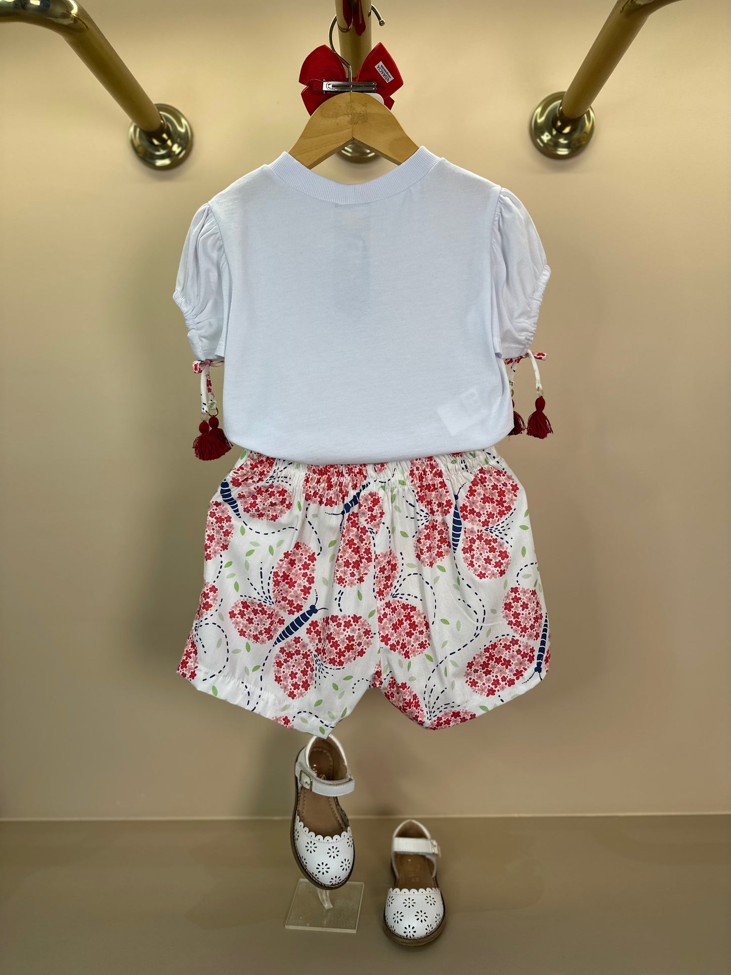 Conjunto Infantil Blusa Manga Bufante e Pompom e Shorts Babados - Beabá
