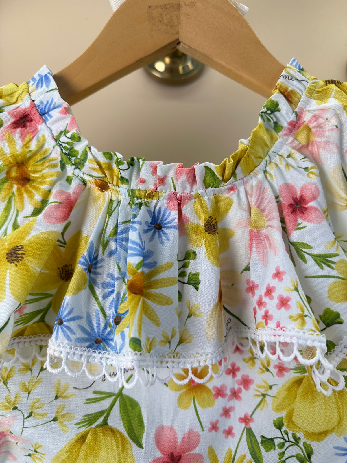 Conjunto Infantil Estampa Floral Blusa Ombro á Ombro Com Babado e Saia - Animê