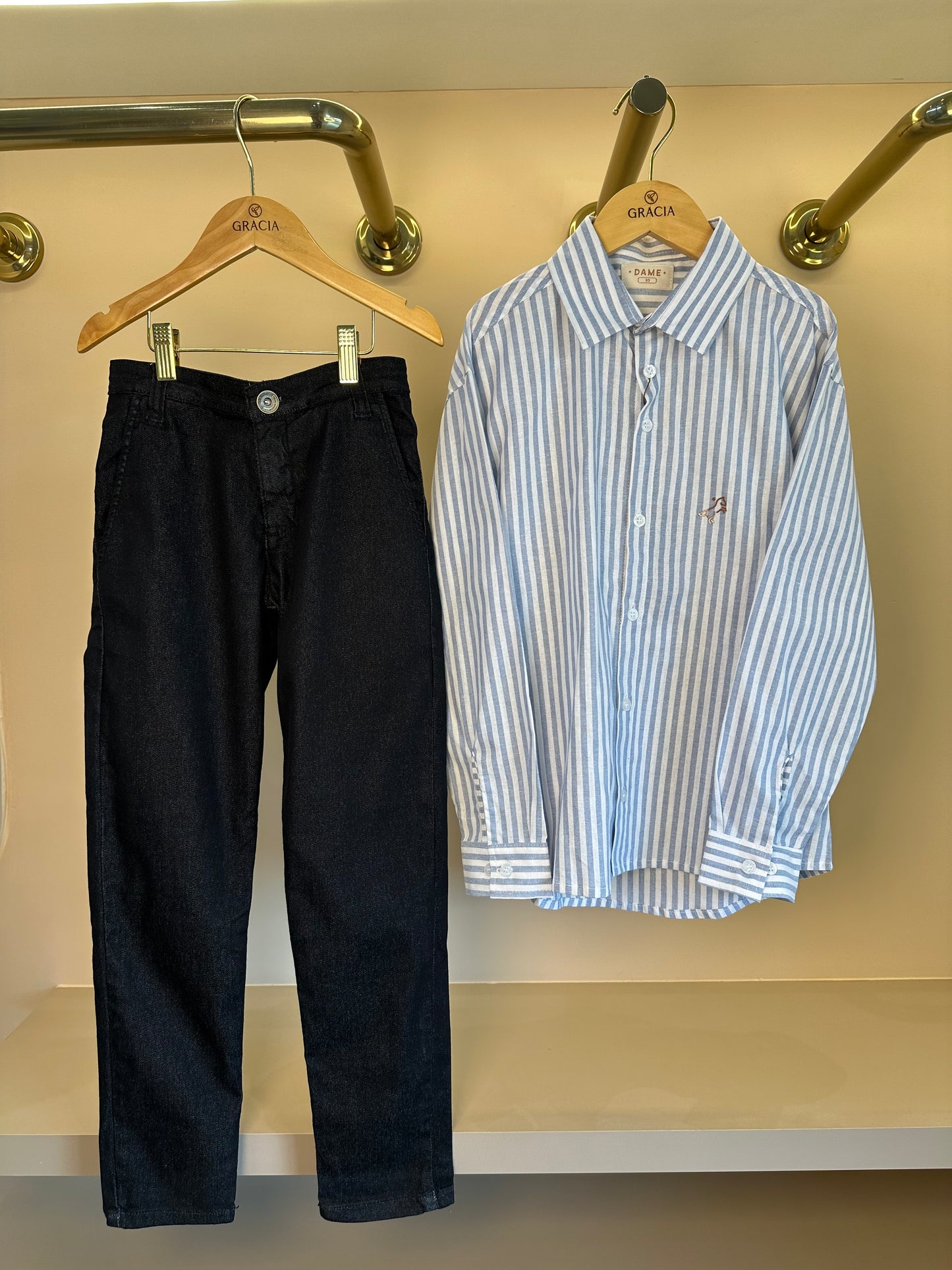 Conjunto Infantil Camisa Algodão Luhi Delavê e Calça Social Sarja Flex Preta - Dame