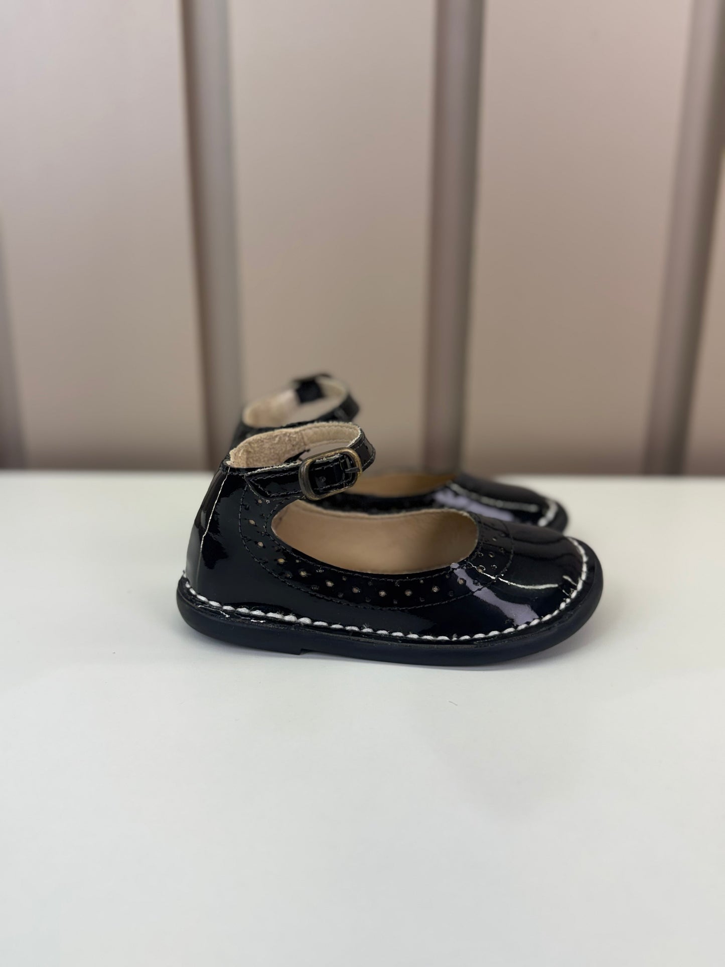 Sapato Infantil Patinete Verniz Noir - Petit Cheval