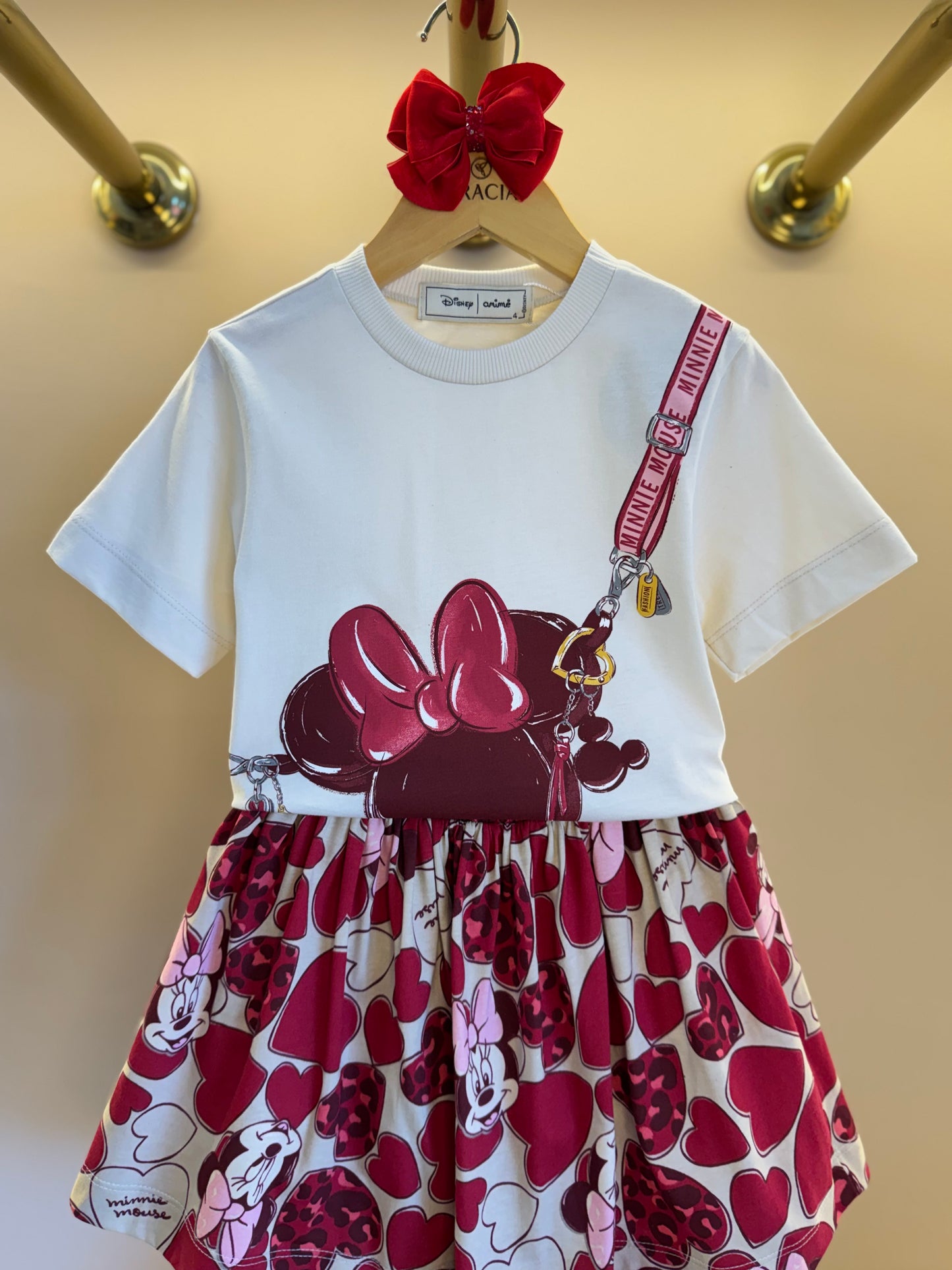 Conjunto Infantil Camiseta MC e Saia Minnie Mouse Hearts - Animê Petite