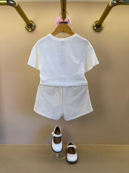 Conjunto Infantil Blusa Charms e Shorts Bolsos Corações - Infanti