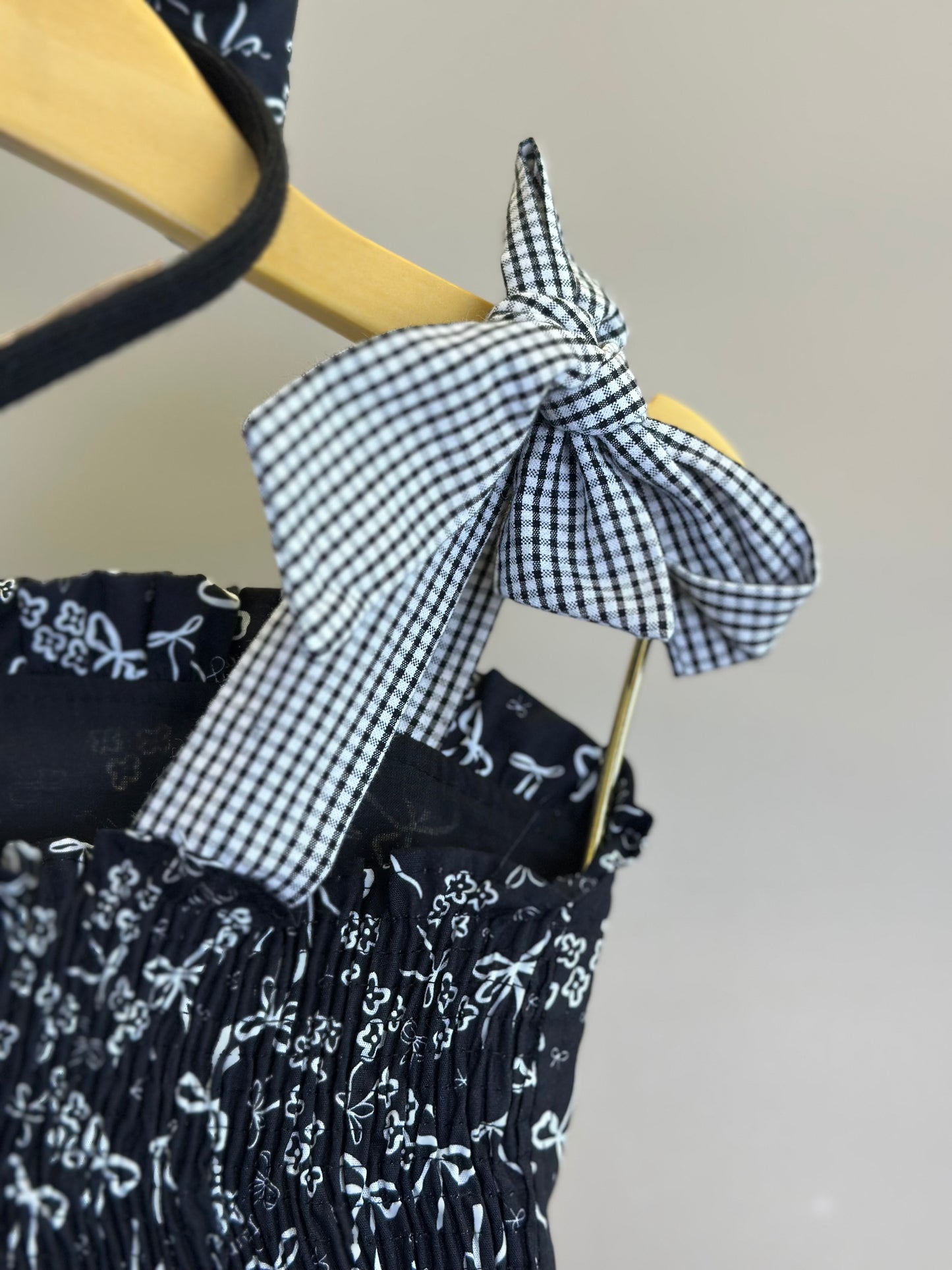 Conjunto Infantil Blusa Algodão Floral Babados e Calça Reta Floral e Laços - Pituchinhus