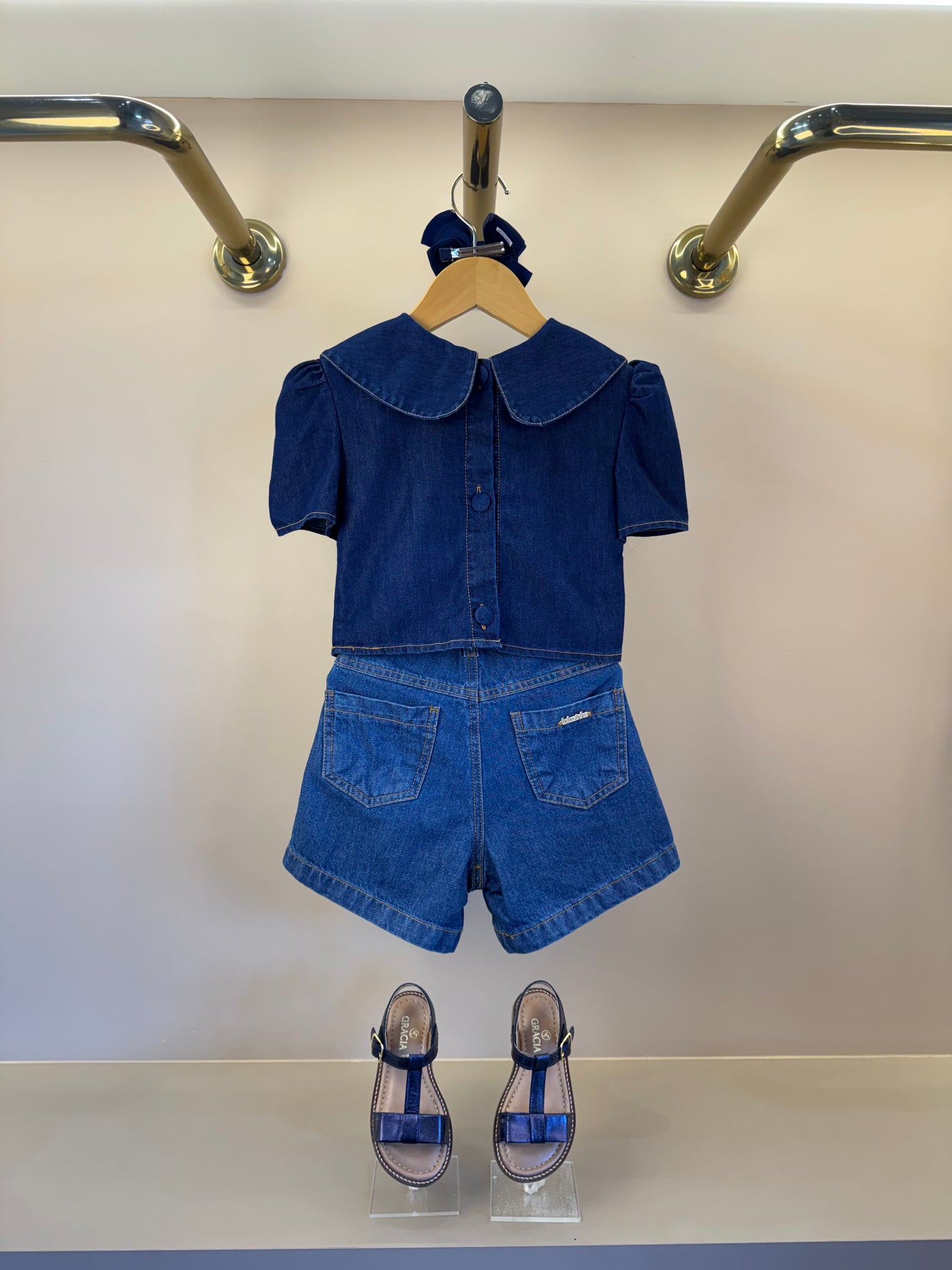Conjunto Infantil Blusa Jeans Bordada Flores e Short Jeans Branco - Luluzinha