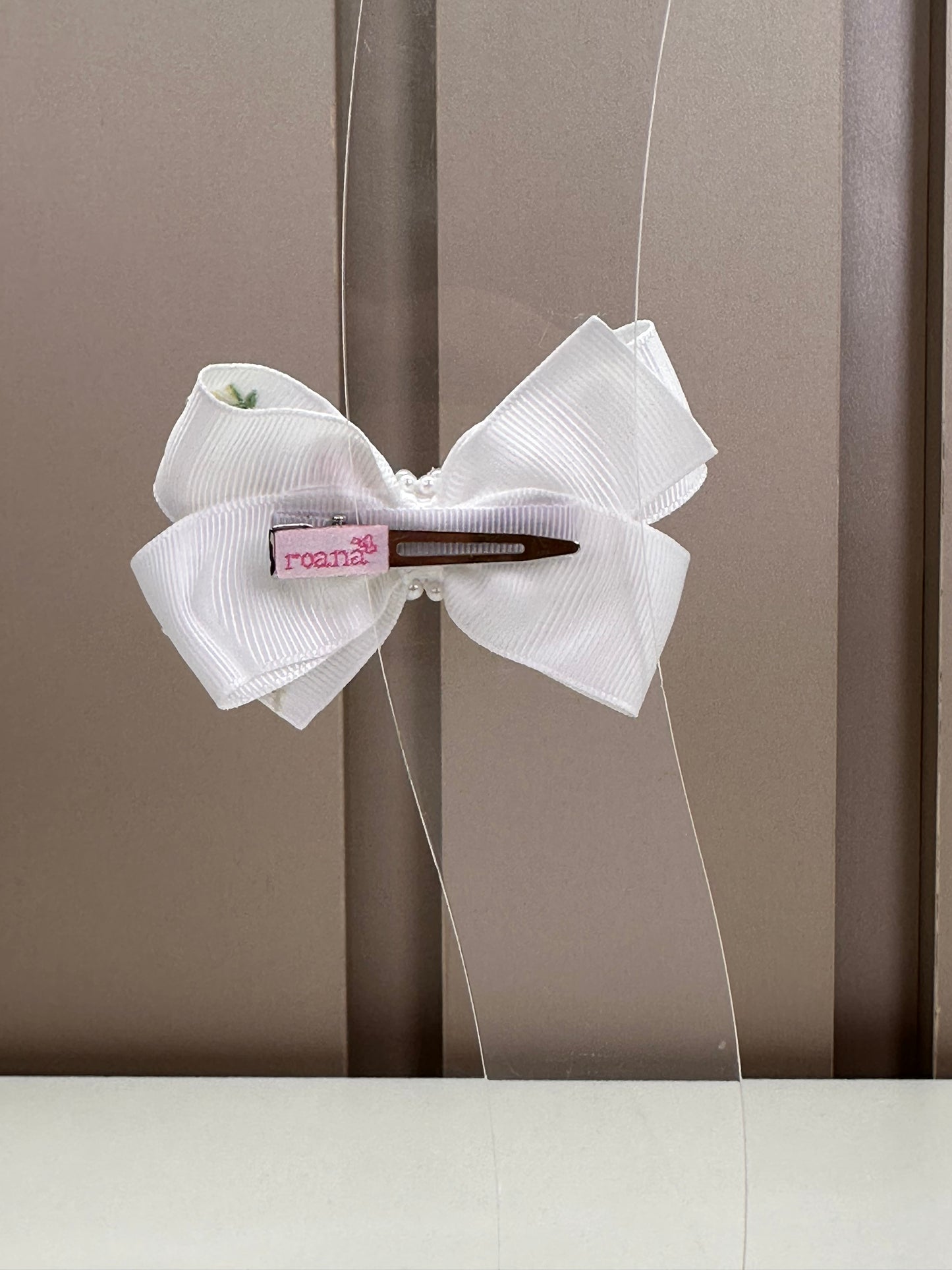 Presilha Infantil Laço Duplo Luxo Bordado Flores Branco - Roana