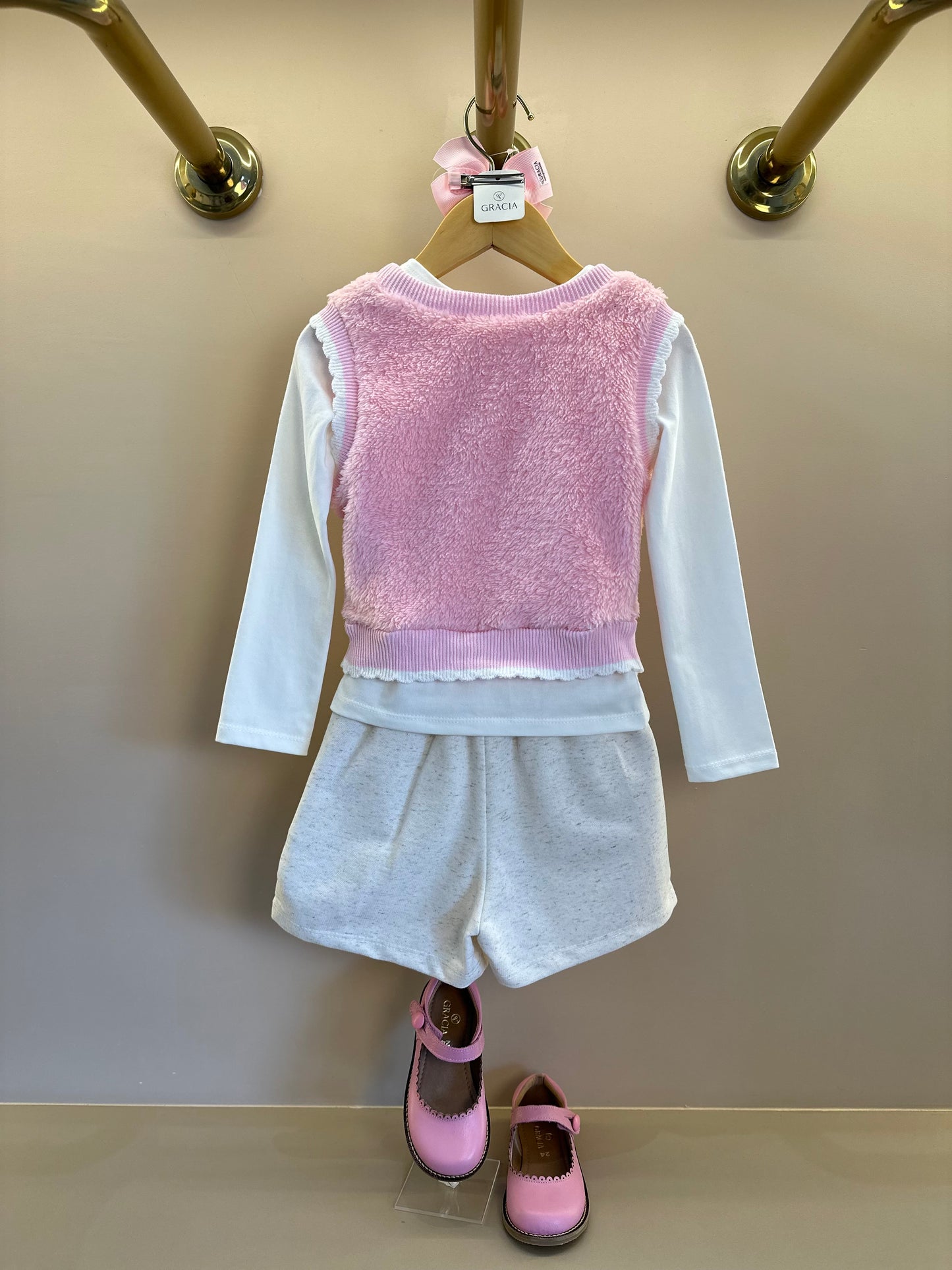Conjunto Trio Blusa ML Off White, Colete Rosa e Saia Bege - Infanti