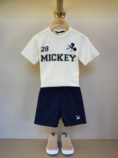 Conjunto Infantil Camiseta Bege Mickey e Bermuda Marinho Listrada - Youccie