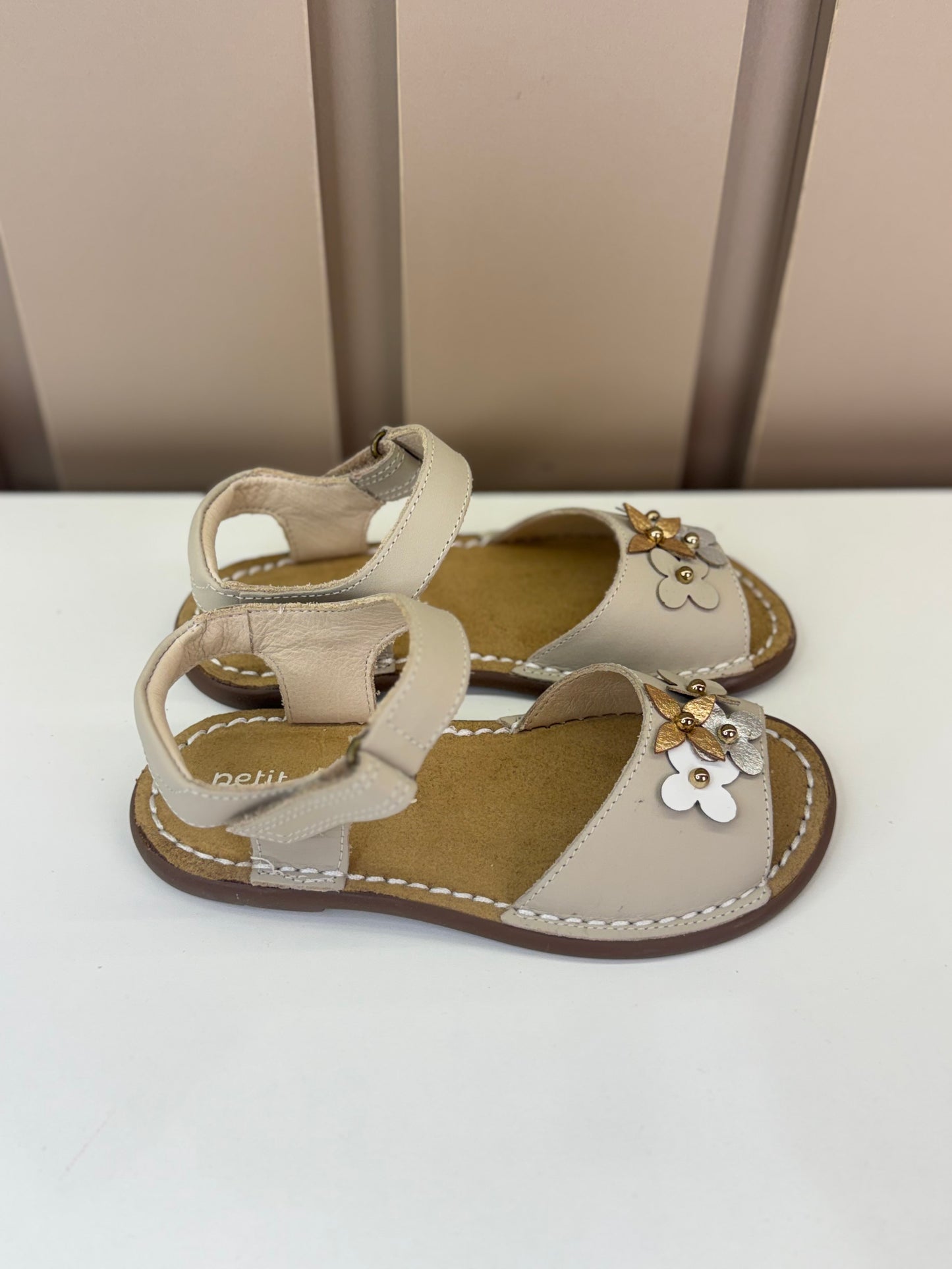 Sandália Infantil Jardim Areia - Petit Cheval