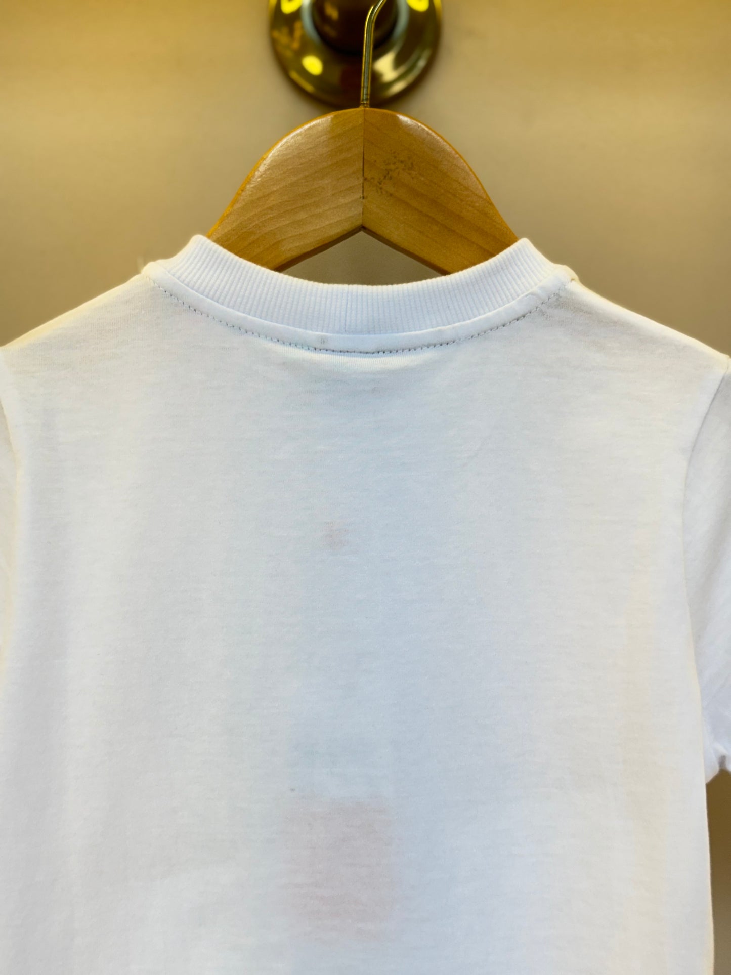 Camiseta Infantil Meia Malha Penteada com Bolso Branca - Um Mais Um