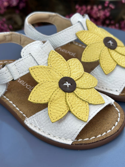 Sandália Infantil Carrossel Blanche Flor Margarida - Petit Cheval