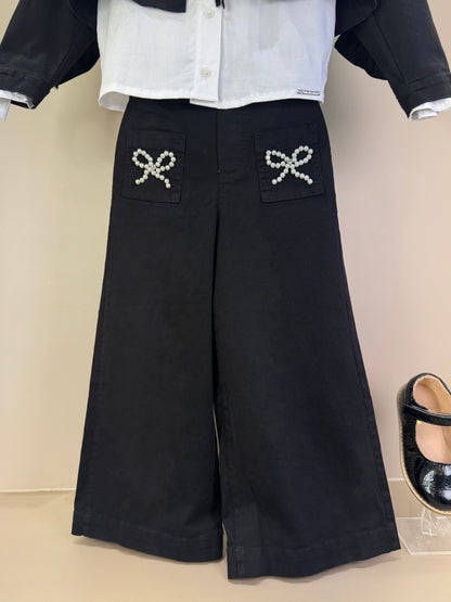 Conjunto Infantil Trio Bordado Camisa Mini Laço Veludo, Jaqueta Babadinho e Calça Reta - Pituchinhus