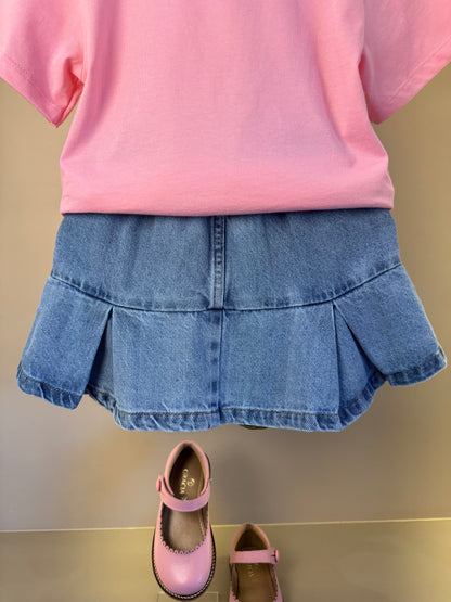 Conjunto Infantil Blusa Chaveiro Com Strass e Saia Jeans Pregas Com Pingente - Momi