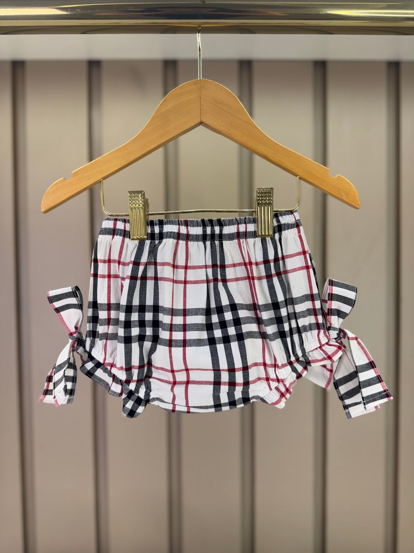 Conjunto Bebê Bata Gola Bordada com Faixa e Culote Xadrez - Roana