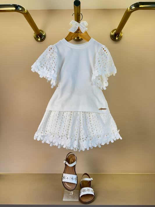 Conjunto Infantil Blusa e Shorts Flores Bege - Animê