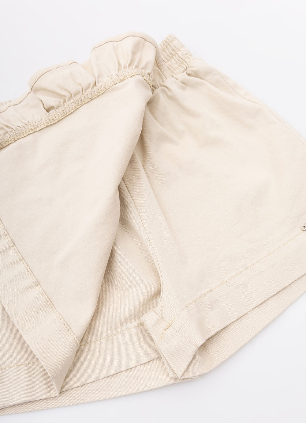 Conjunto Infantil Blusa Lacinho Bordado Bege e Saia-shorts Sarja Babadinho Bege - Pituchinhus
