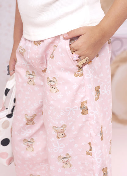 Conjunto Infantil Blusa Algodão Estampa Ursinhos Com Babados Lacinhos e Calça Pantacourt  - Pituchinhus