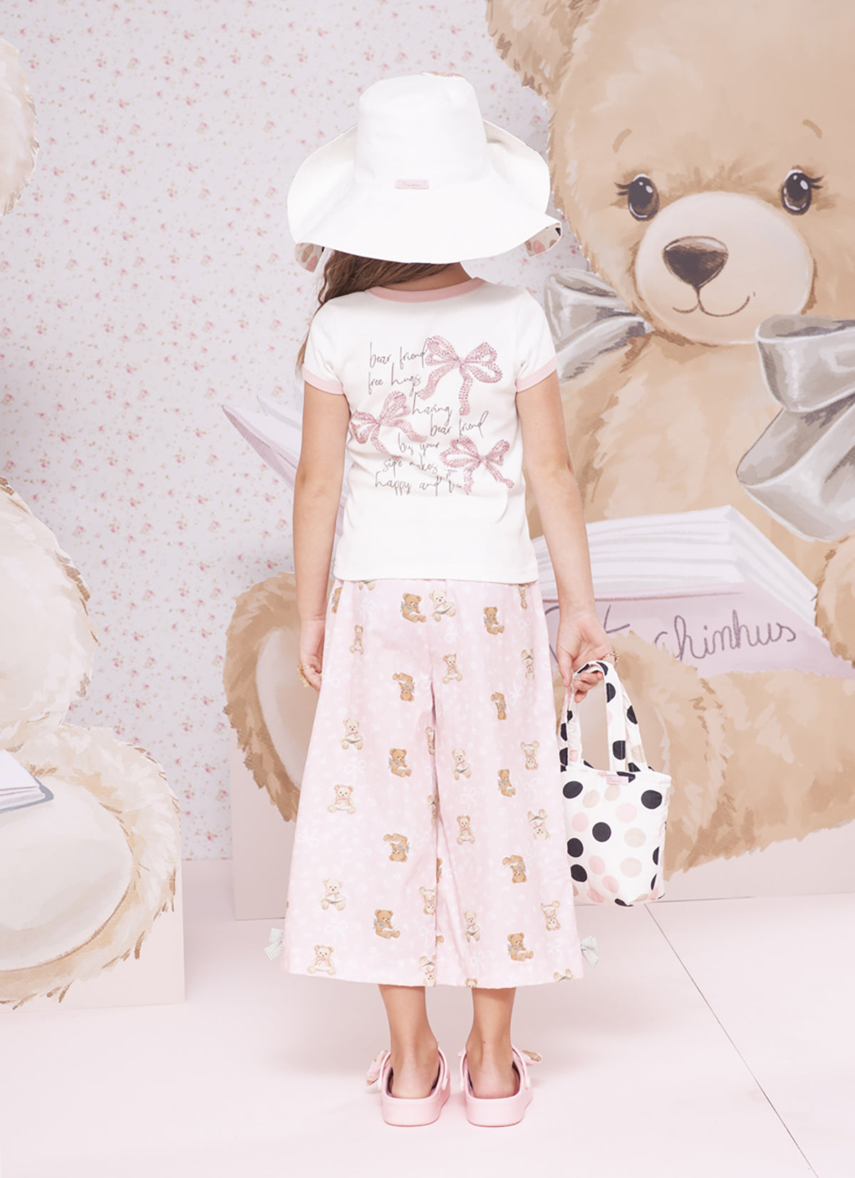 Conjunto Infantil Blusa Algodão Estampa Ursinhos Com Babados Lacinhos e Calça Pantacourt  - Pituchinhus
