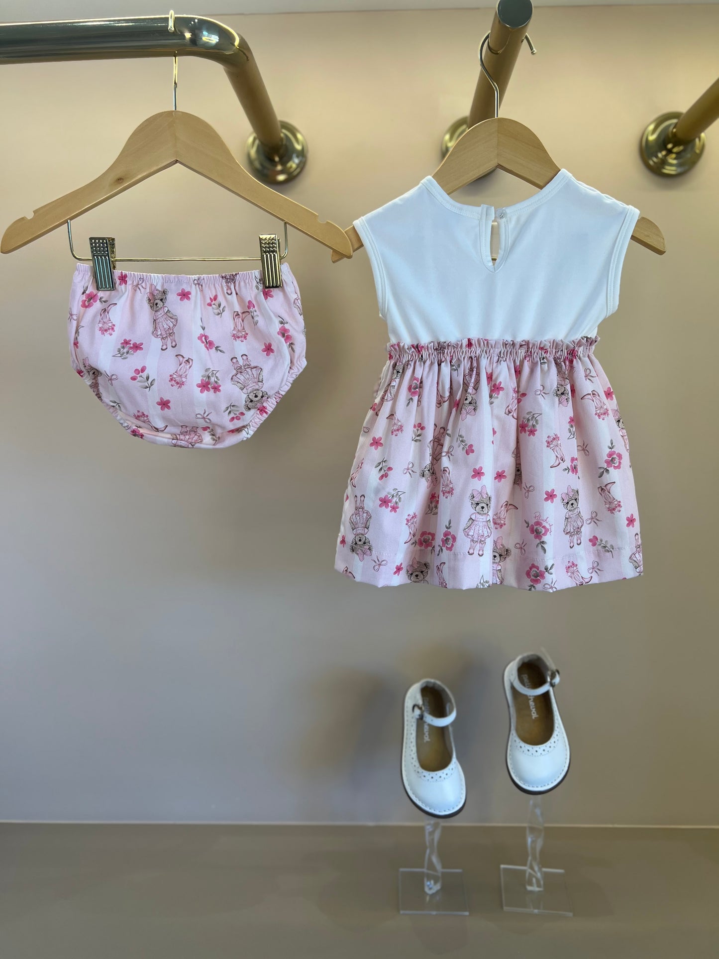 Vestido Bebê Algodão Listrado e Saia com Calcinha Flores & Ursinhas - Pituchinhus