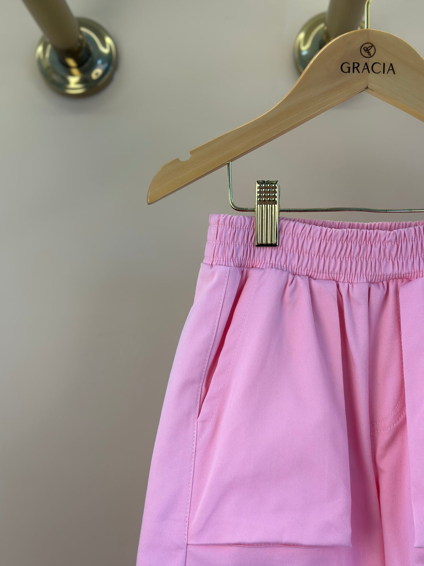 Calça Infantil Cargo Sarja Patches Barbie Rosa Romântico - Pituchinhus