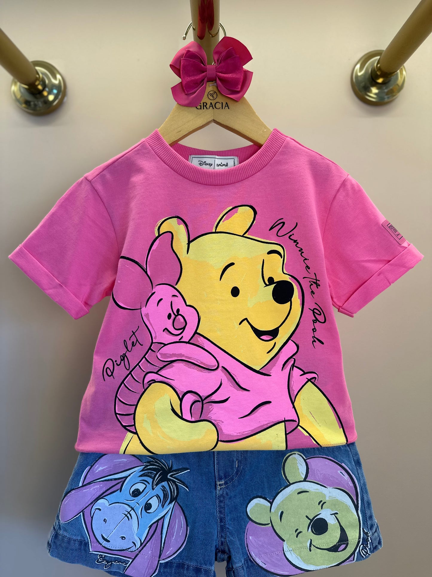 Conjunto Infantil Camiseta e Shorts Jeans Leitão & Pooh Rosa Cherry Donut - Animê Petite