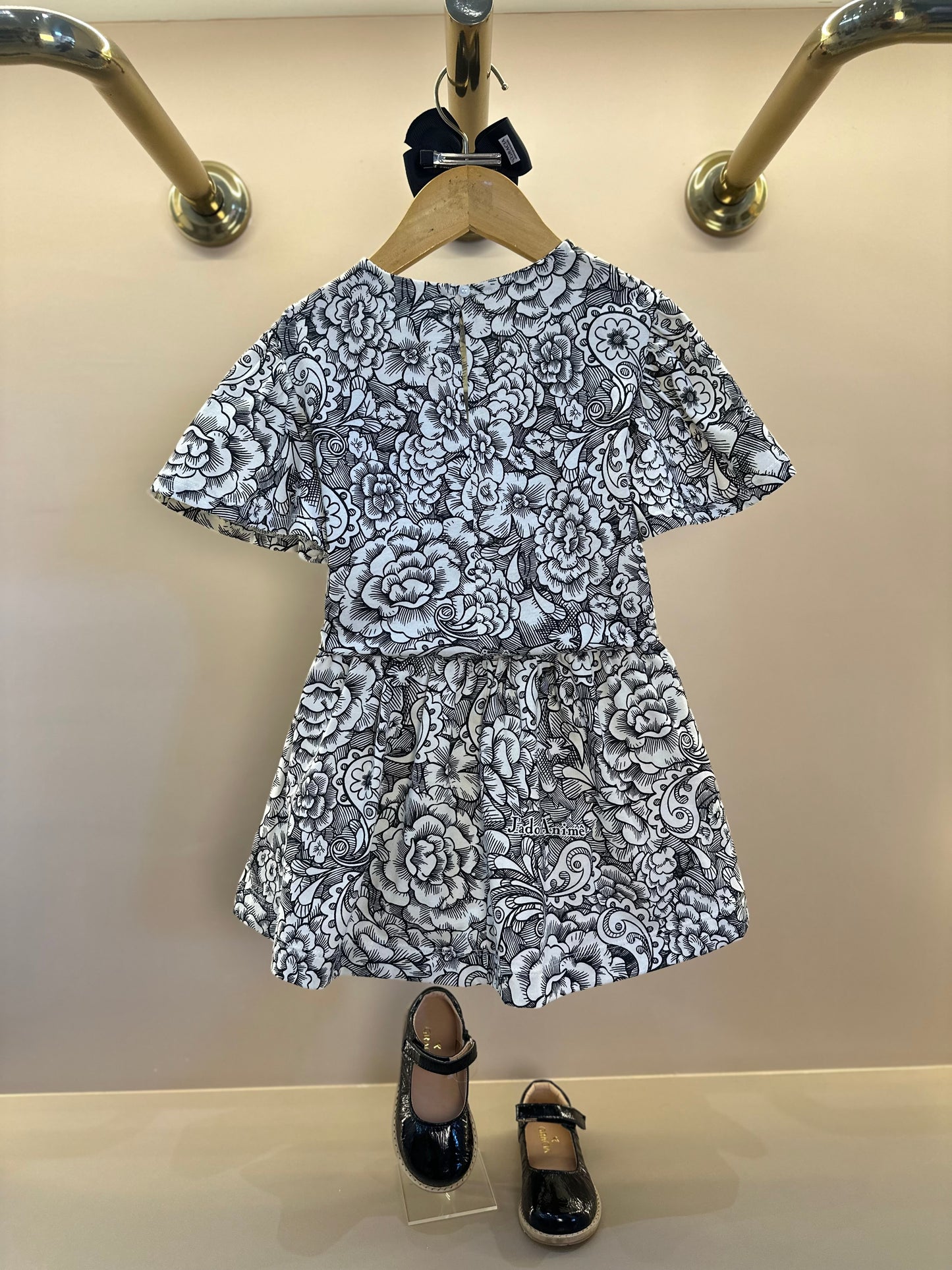 Conjunto Infantil Blusa e Saia Floral Paisley Laço Preto - Animê