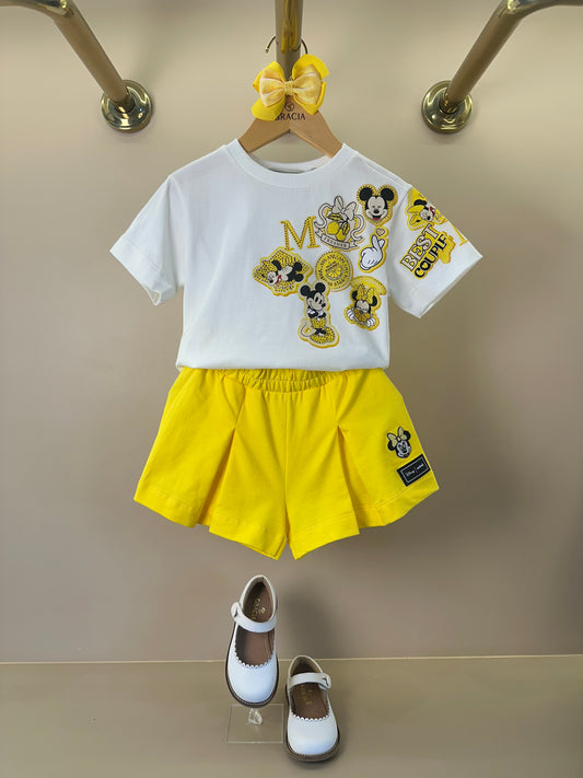 Conjunto Infantil Blusa Minnie e MIckey e Shorts Saia Amarelo Com Pregas - Animê