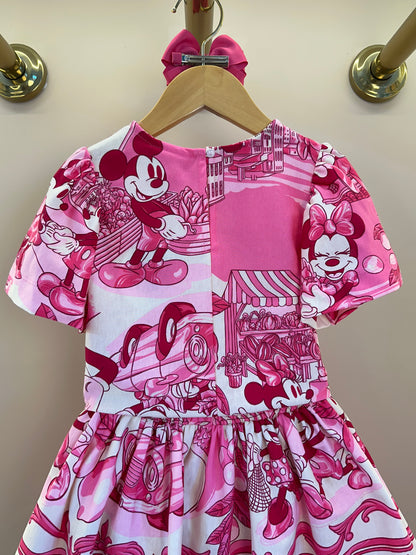 Conjunto Infantil  Blusa Minnie Mundo e Saia Minnie - Animê