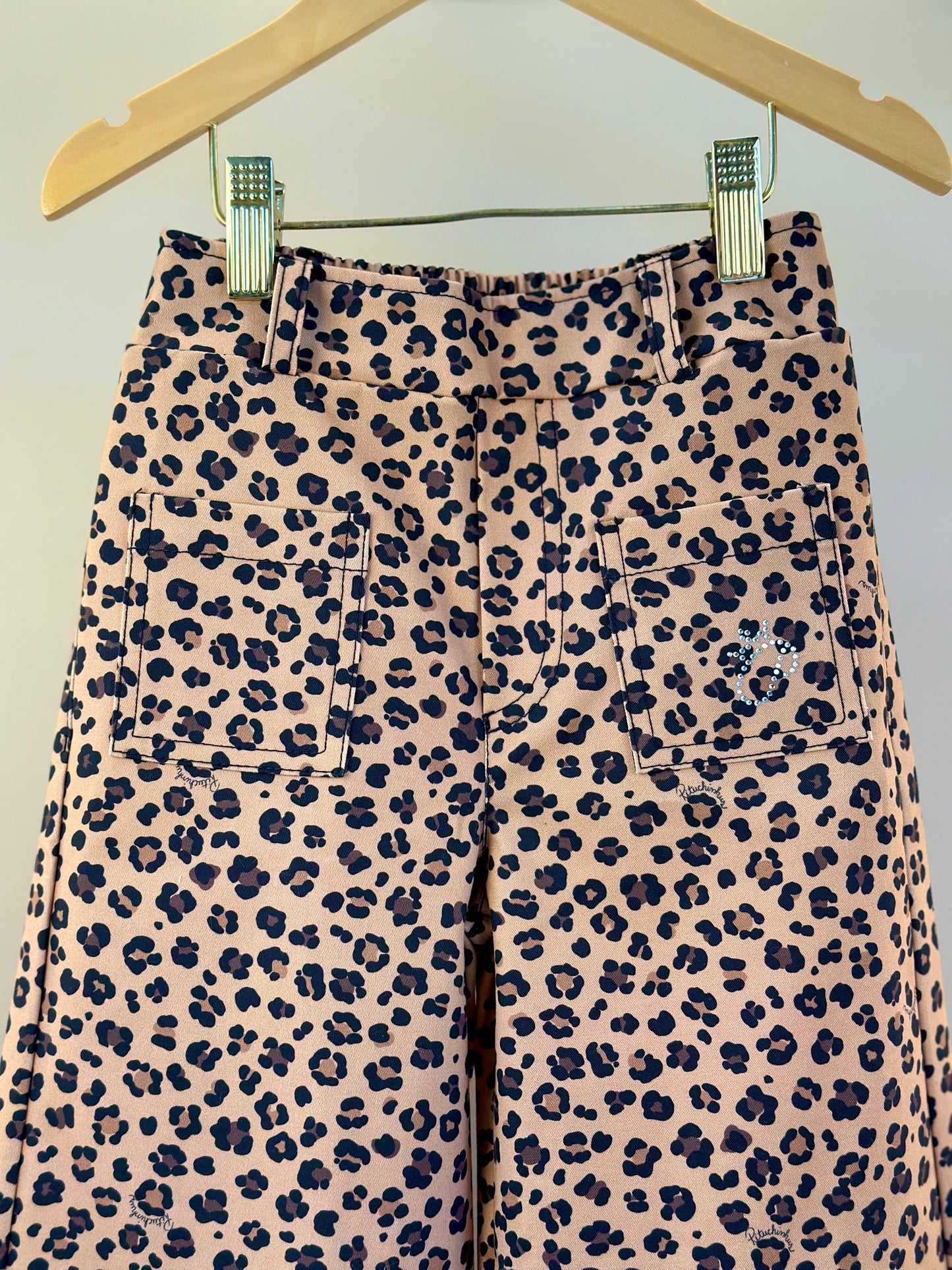 Calça Infantil Sarja Reta Bolsos Oncinha - Pituchinhus
