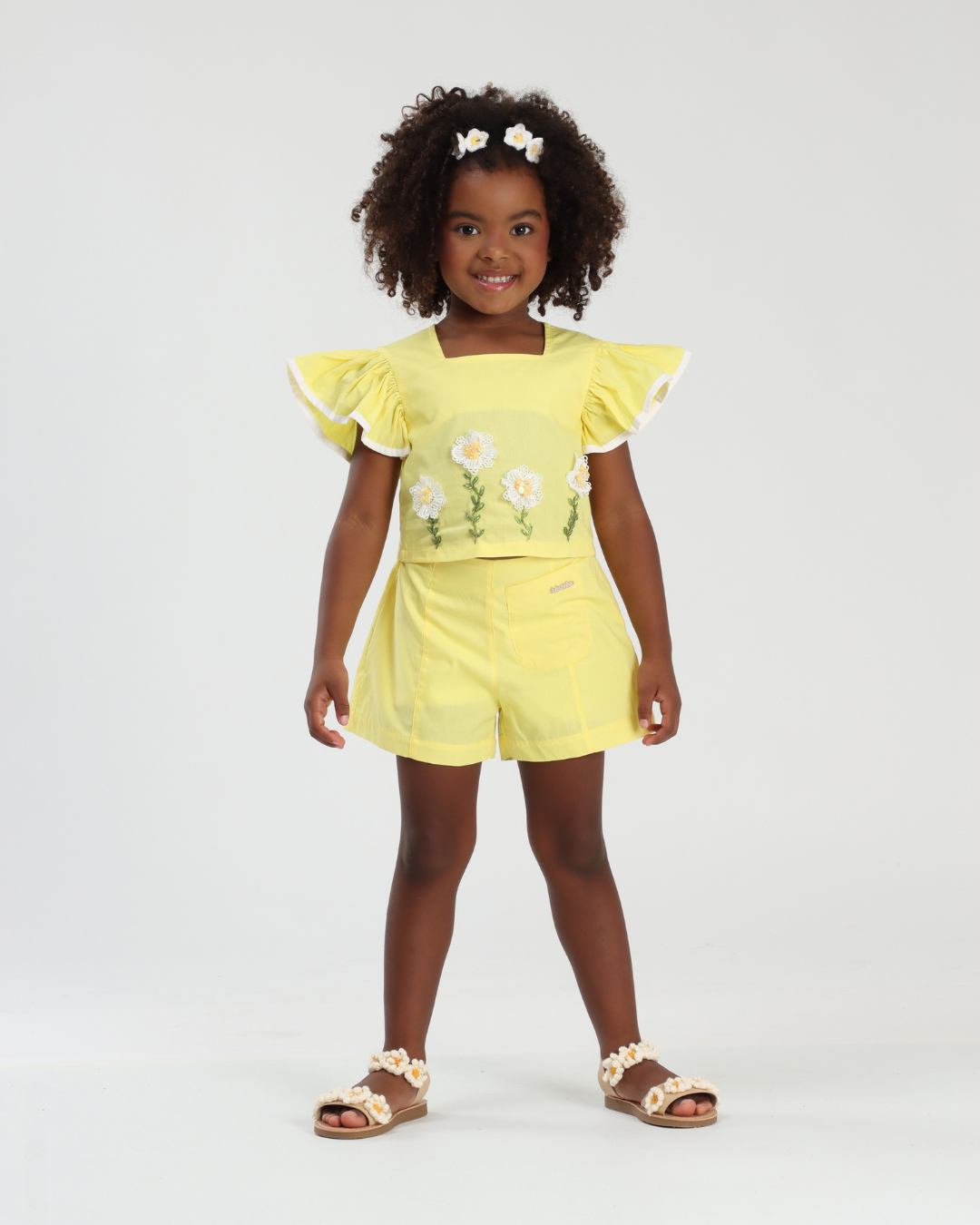Conjunto Infantil Blusa Flores Bordadas e Shorts Amarelo - Luluzinha