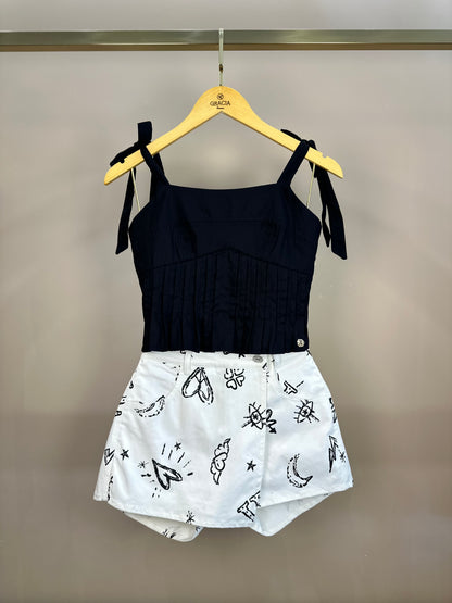 Conjunto Teen Blusa Pregas Laço Alça e Shorts-saia Sarja Star Off White - Two In