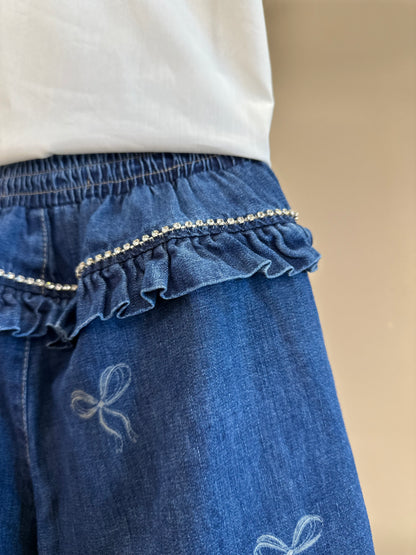 Conjuto Infantil Camisa Algodão Lacinhos Bordados e Calça Jeans - Pituchinhus