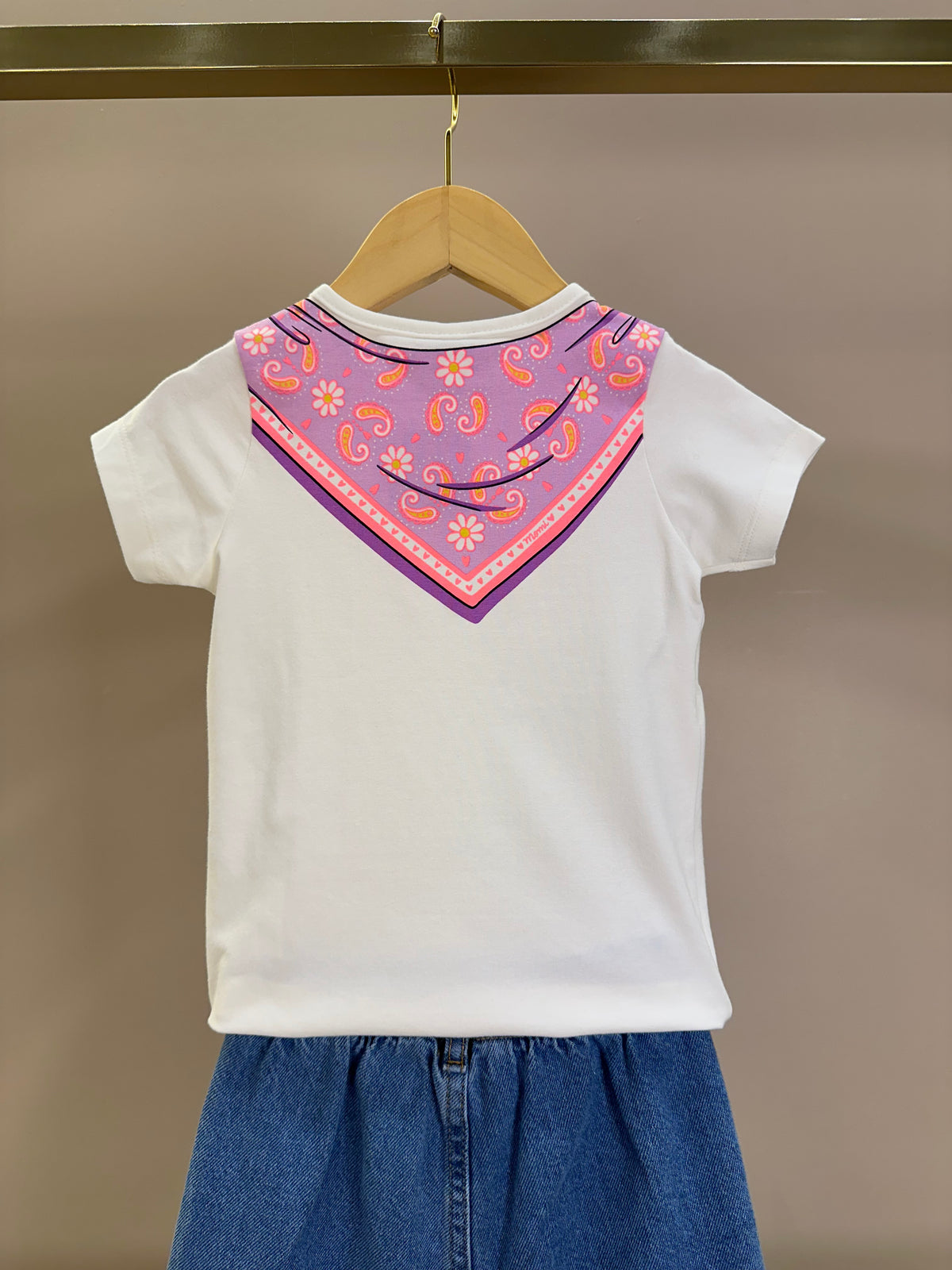 Conjunto Infantil Blusa Lenço Estampado Amarrado Na Gola e Calça Jeans Wide Leg Cós Alto Com Elástico - Momi